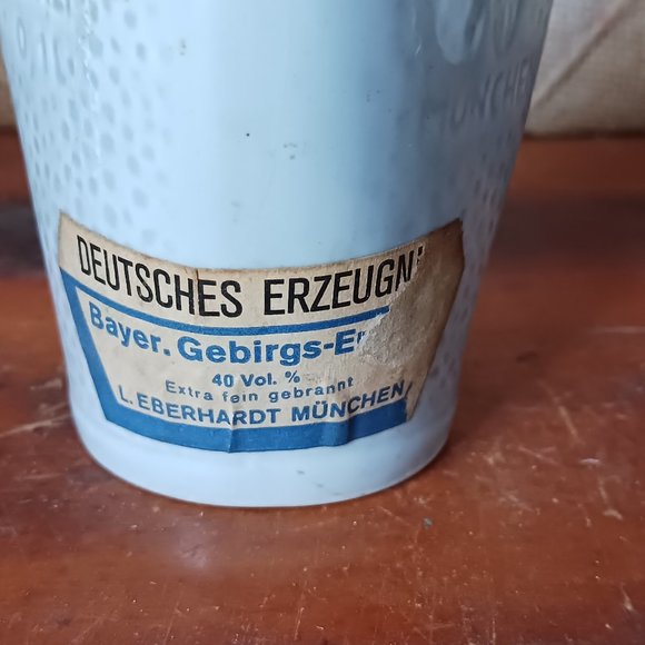 German Schnapps Gebirgs-Enzian Gentian Flower Empty Porcelain Bottle - Picture 3 of 4